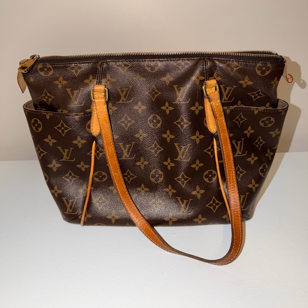 Louis Vuitton Totally PM